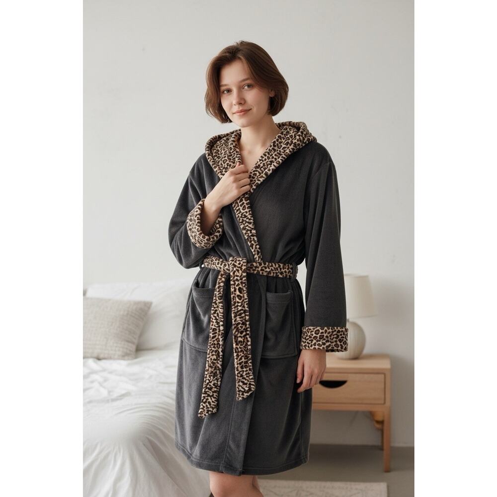 Adonna Women’s Black Terry Velour Cheetah Leopard Print Bath Lounge Robe NWT szL